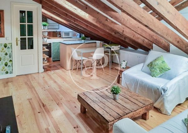 Penthouse for rent in Ayala