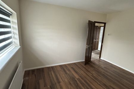 Newhouse Crescent - Photo 5