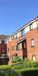 Studio Flat, Constable Court, W4 - Photo 4
