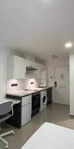 Flat 37, Samara Plaza, LS2 9DU, Leeds - Photo 4