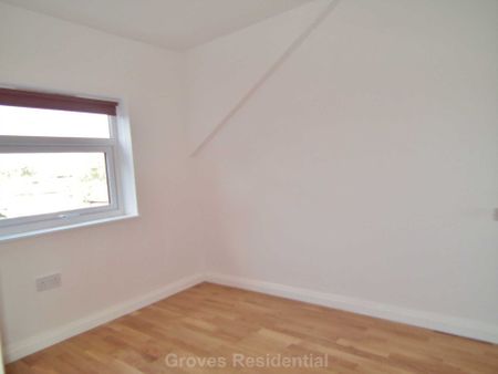 Price £1,600 pcm - Available 24/10/2026 - Unfurnished - Photo 5