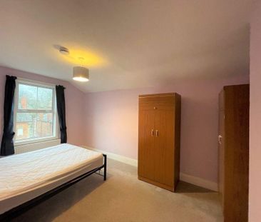 1 bedroom in a house share to rent - Photo 6