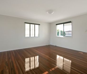Home with a Handy Location - Photo 4