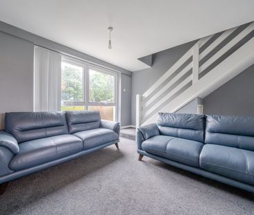 Maisonette to rent - Thorne Close, Erith, DA8 - Photo 1