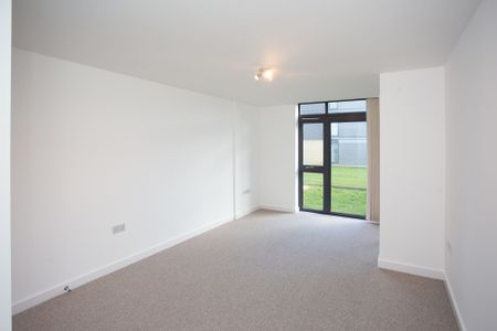 2 bedroom flat to rent, Available unfurnished from 06/12/2024 - Photo 3