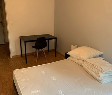 Location Appartement 2 pièces 43m² - Photo 5