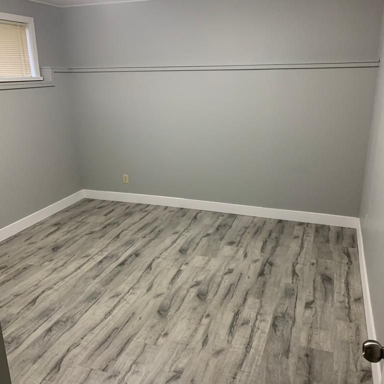 Bright & Open Updated Home! - Photo 1