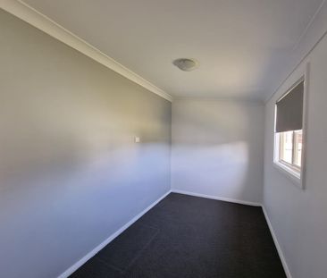 Well Presented Family Home - Photo 2