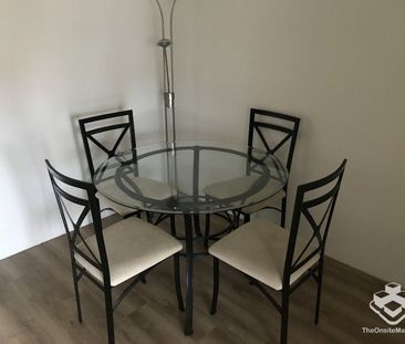 Stylish One-Bedroom Apartment in Prime Chevron Island Location - Photo 3