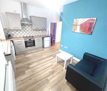 1 bedroom flat to rent - Photo 4
