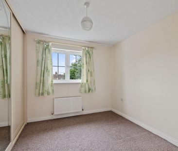 2 bedroom semi-detached house to rent - Photo 6