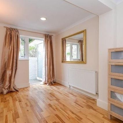 2 Bed Flat, Medina Road, N7 - Photo 1