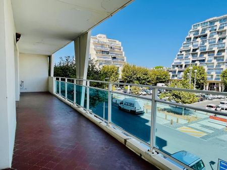 Location Appartement 4 pièces 67m² LA GRANDE MOTTE 34280 - Photo 4