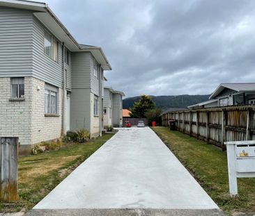 Newly Renovated in Wallaceville - Photo 1