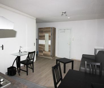 Location Appartement 1 pièce 24m² - Photo 1