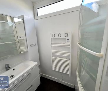 Appartement à louer 5 pièces 81.31m² - Photo 2