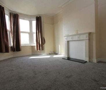 2 bedroom property to rent in Southend On Sea - Photo 2