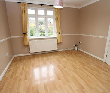 3 bedroom semi-detached house to rent - Photo 3