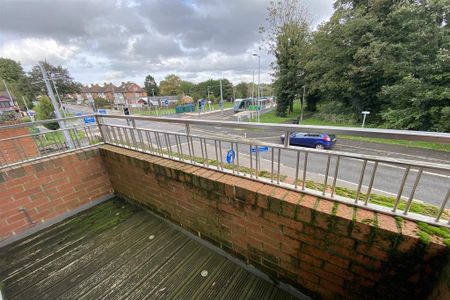 2 bedroom apartment to rent - Photo 2