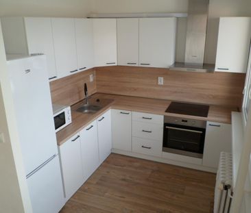 Pronájem bytu 2+1 57 m² - Fotografie 4