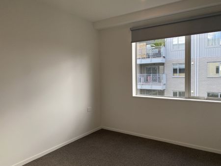 104/28A Eileen Newey Place, Henderson - Photo 5