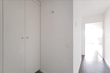 1-helles Wohnzimmer mit integrierter Küche - Foto 5