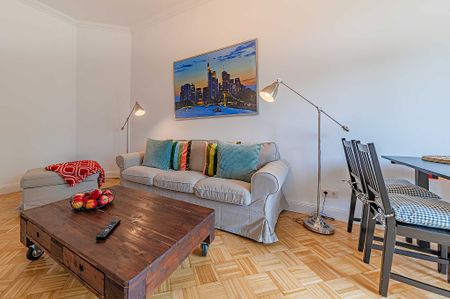 City-Residence: Moderne 3 Zi.-Wohnung mit 2 Schlafzimmern und 2 Balkonen - Photo 2