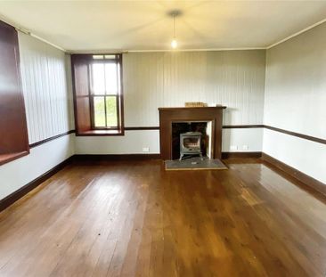 3 bedroom detached house to rent - Photo 2