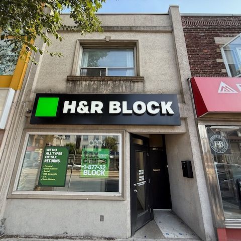 For Lease - 633 St Clair Avenue Unit# Upper, Toronto, Ontario - Photo 1