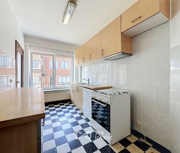 Appartement met twee slaapkamers in Woluwe-Saint-Lambert - Photo 3