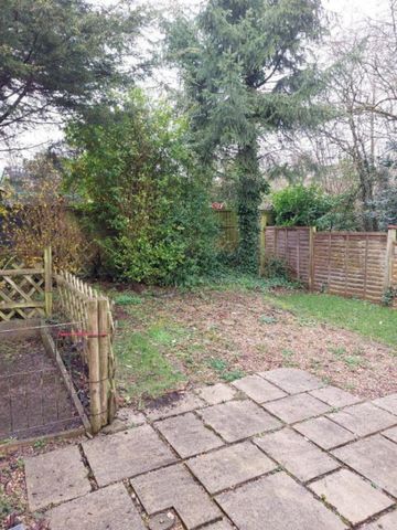 2 Bedroom Semi-Detached House - Photo 5