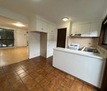 Prime Blackburn Location! - Photo 6