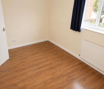 2 bedroom semi-detached house to rent - Photo 6