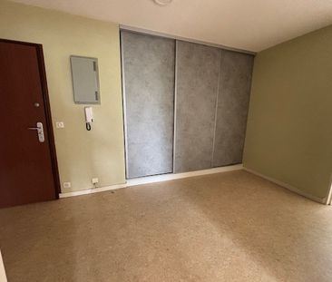 Location Appartement 2 pièces 71m² PERIGUEUX 24000 - Photo 4