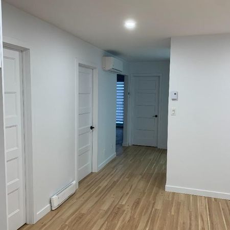 St-Jérôme 4 1/2 fraîchement rénové à neuf pour gens de 55 ans + - Photo 4