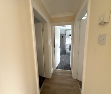 Bradley Road, N22, London - Photo 6
