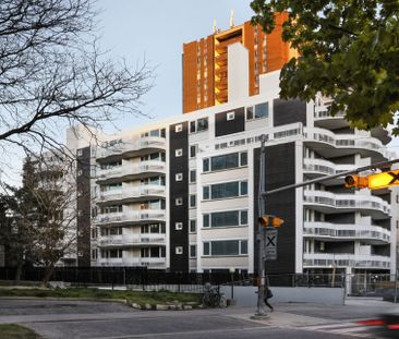 For Lease - 11 Walmer Road Unit# 602, Toronto, Ontario - Photo 2