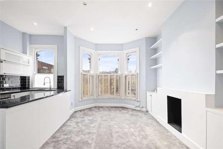 Severus Road, London, SW11 - Photo 2