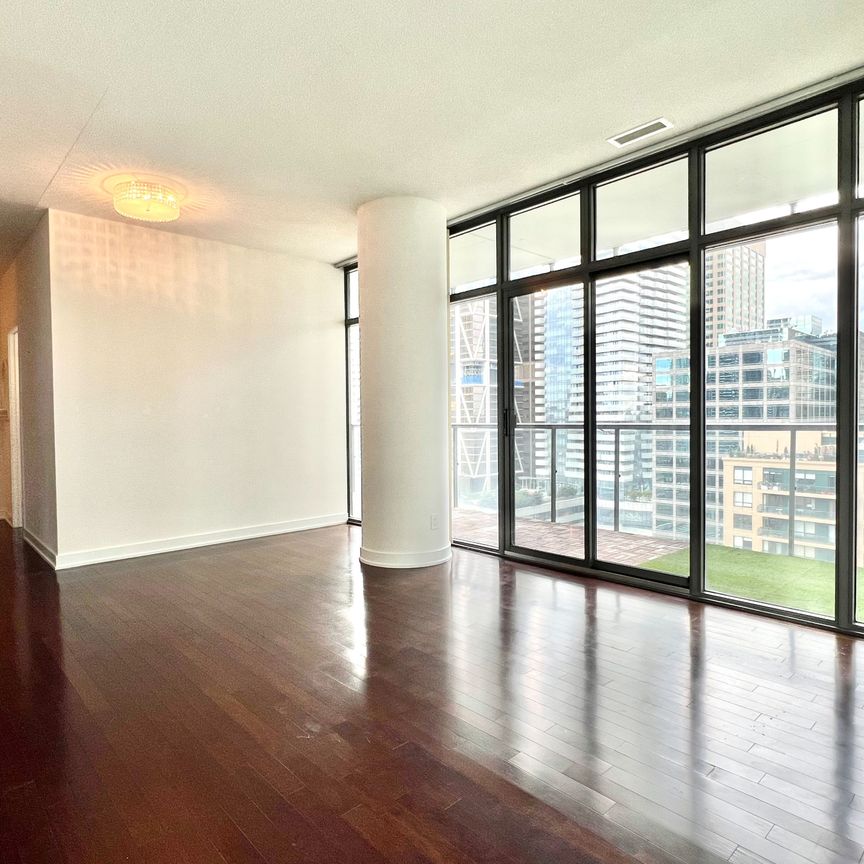 For Lease - 33 Charles Street Unit# 1811, Toronto, Ontario - Photo 1
