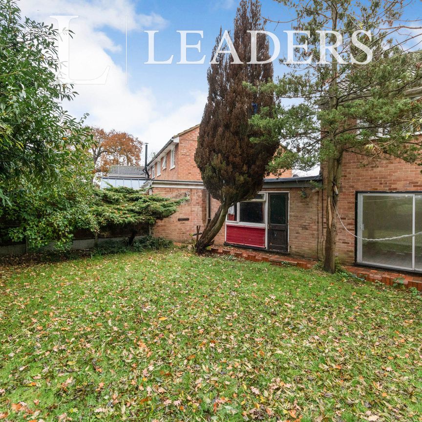 2 bedroom house to rent Eastbourne Avenue, Stevenage, Hertfordshire, SG1 - Photo 1