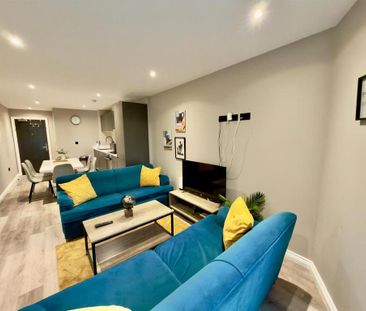 3 bedroom apartment to rent - Photo 1