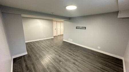 For Lease - 12 BRAMPTON Road, Toronto, Ontario - Photo 3