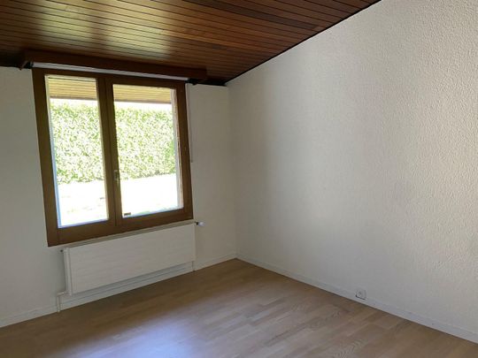 Villa de plain-pied avec vue dégagée sur la commune de Collex-Bossy. - Photo 1