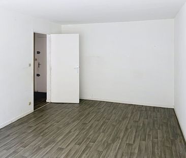 Location Appartement 2 pièces 49m² PETIT COURONNE 76650 - Photo 3