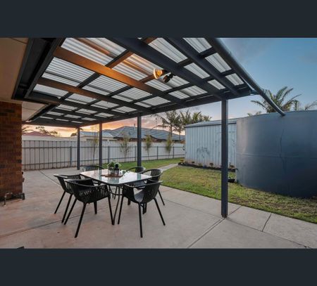 14 Corry Ct, Aldinga Beach, SA 5173 - Photo 2