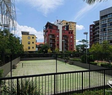 Modern Apartment with Oversized Balcony & Versatile Study/Second Be... - Photo 6