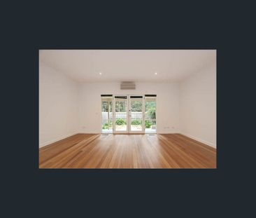 3 bedroom townhouse in the heart of Eaglemont - Photo 1