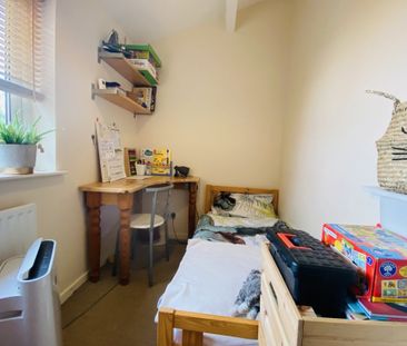 Sinfin Avenue - Photo 3