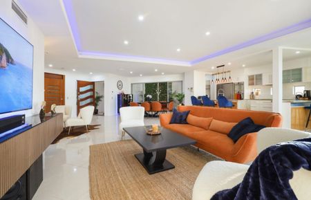 1/44 Tamborine Street, Mermaid Beach QLD 4218 - Villa For Rent | Domain - Photo 3