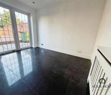 4 bedroom detached house to rent - Photo 2